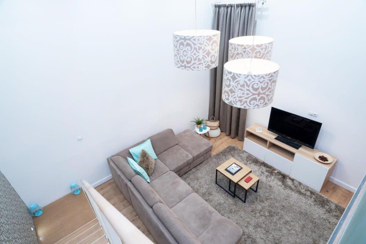 Super Central Apartment With A/C Budapest Luaran gambar